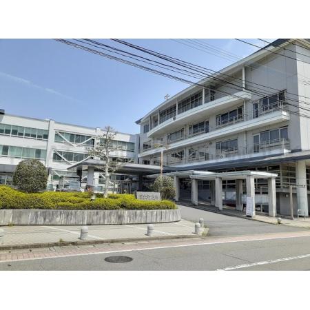 日出町役場：600m
