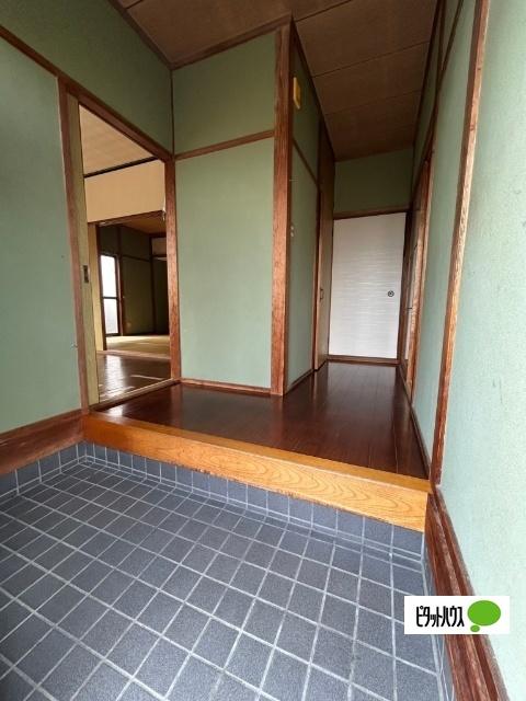 古市貸家 玄関