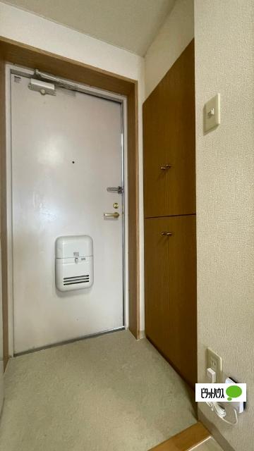 グリーンパーク一葉（301） 玄関