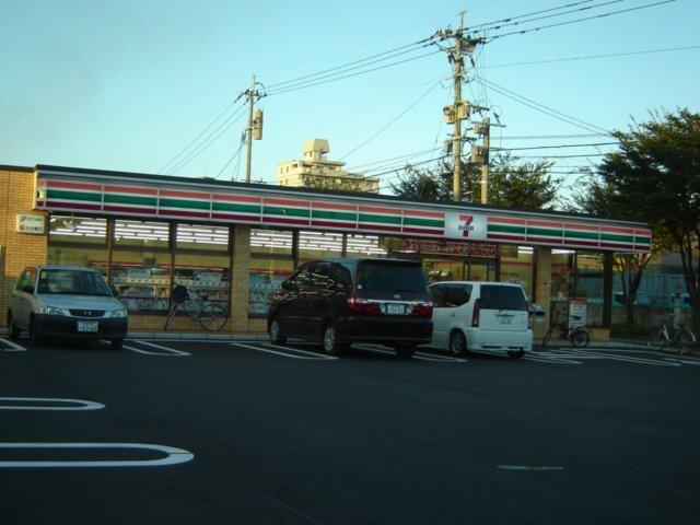 セブンイレブン大分下郡南店：1121m