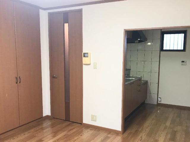 シャン・カルフール 部屋画像