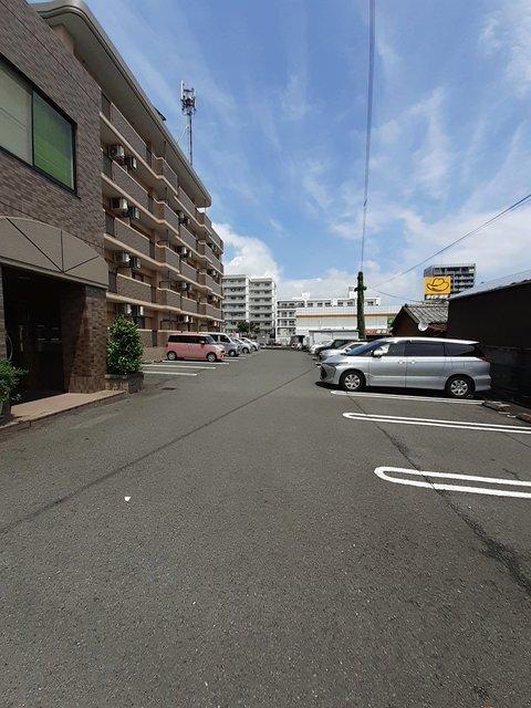 シーポート花時計（102） 駐車場