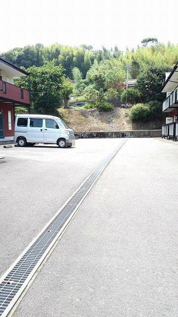 アクシスⅡ（103） 駐車場