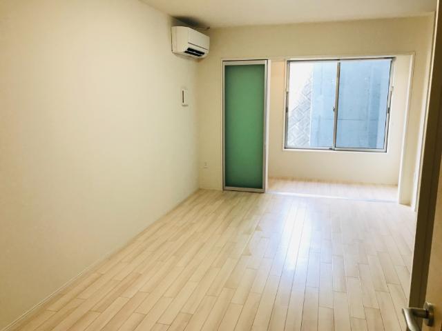 リタ・パルティール 部屋画像