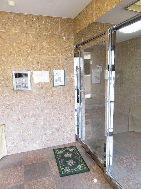 シーポート花時計（402） エントランス