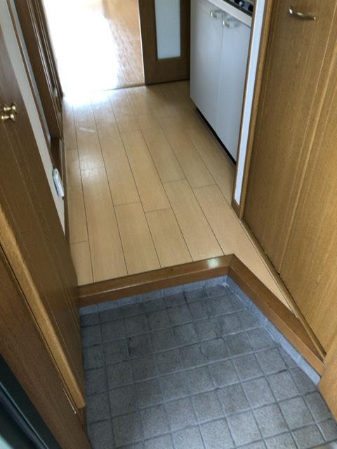エクセレント　由布（305） 玄関