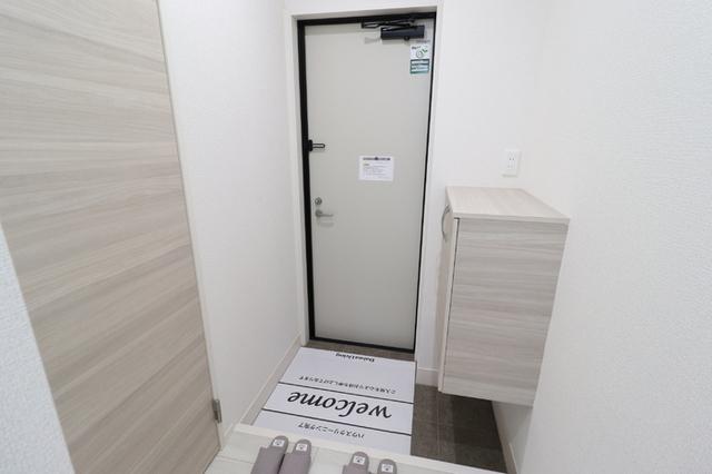 サニーサイド幸町Ⅱ（103） 玄関