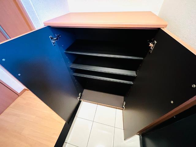 ロココモダン 部屋画像