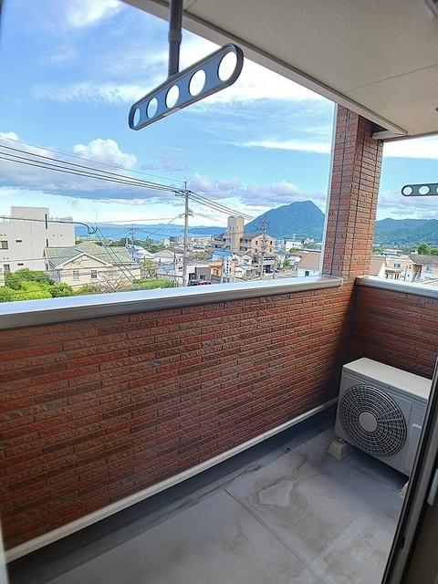 ルーデンス佐藤Ⅲ（302） バルコニー