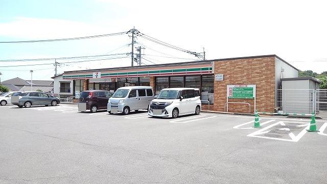 セブンイレブン　由布挾間店：1100m