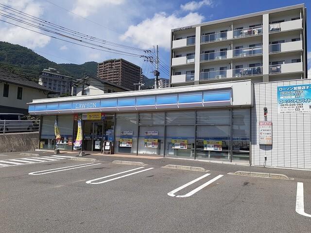 ローソン 別府南立石一区店：700m