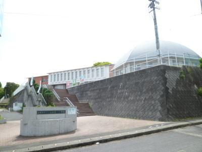 三重第一小学校：450m