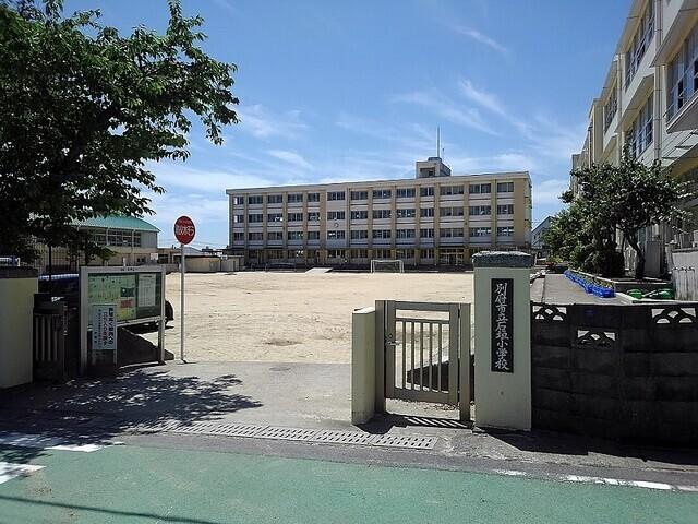 別府市立石垣小学校：220m