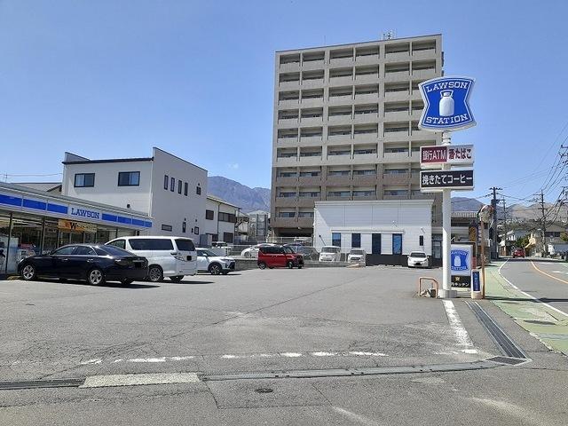 ローソン 別府上人南店：200m