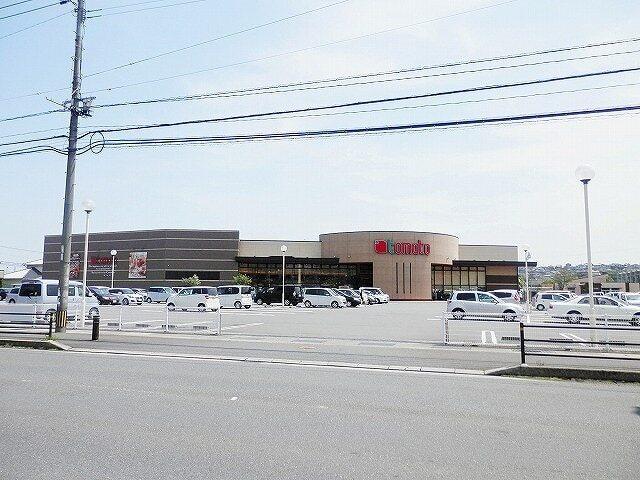 トマト：750m