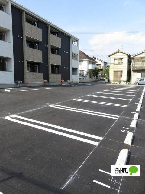 エーガーデン桜園（202） 駐車場
