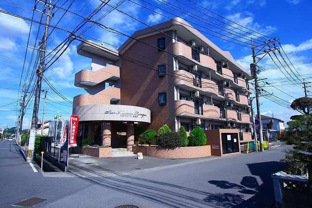 スターメゾン古国府（301） 外観