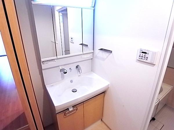 エーデルホーフ住吉本町（102） 洗面