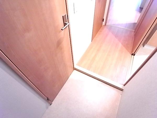 エーデルホーフ住吉本町（102） 玄関