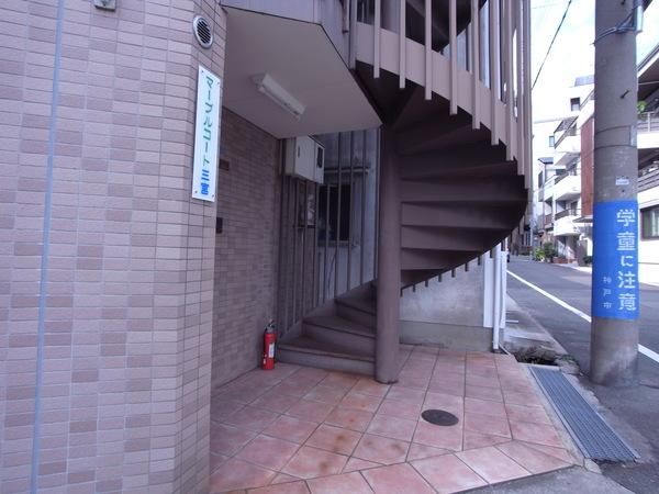 マーブルコート三宮（101） エントランス