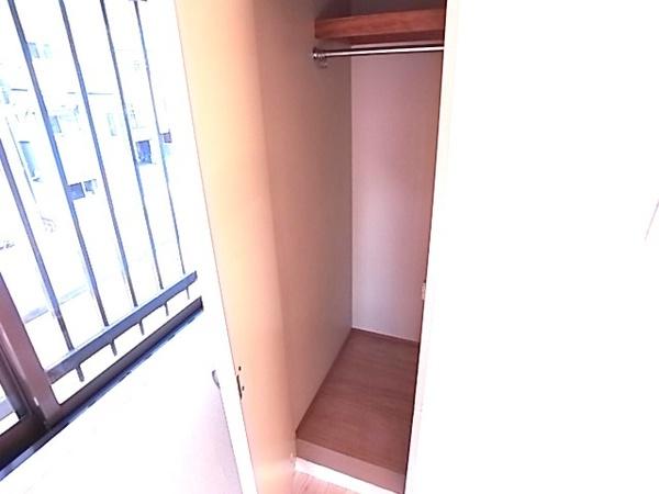 神戸市灘区岩屋中町マンション 収納