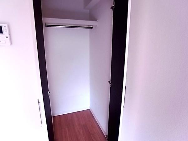 ハッピーコート甲南山手（401） 収納