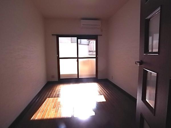 神戸市灘区岩屋中町マンション リビング