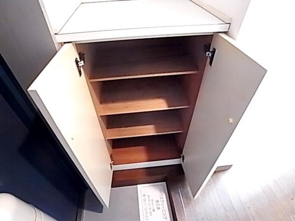神戸市灘区中原通マンション 収納