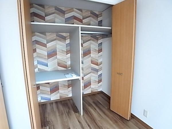 フルール岡本（101） 収納