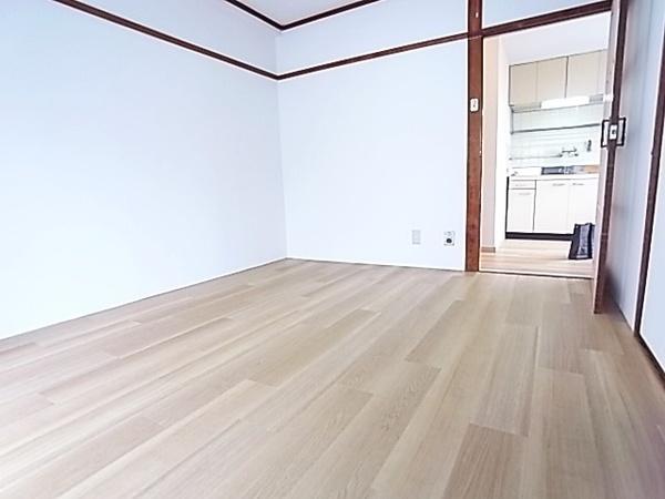 カーサリッチ（401） リビング