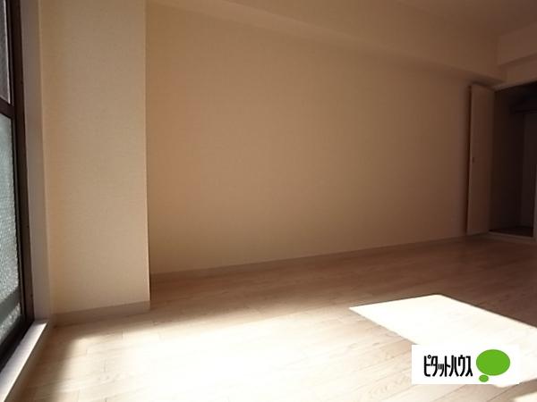 神戸市灘区岩屋中町マンション リビング