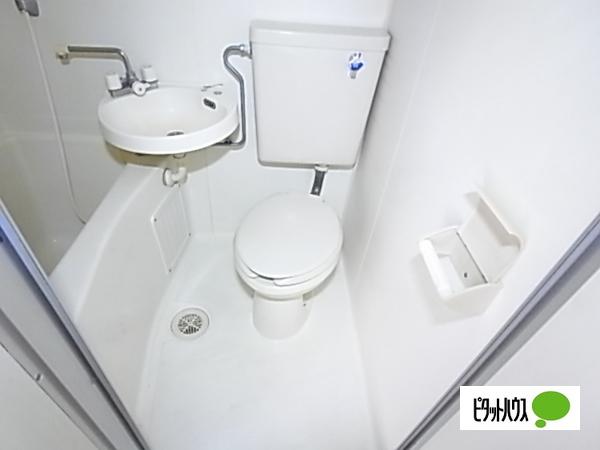 神戸市中央区坂口通アパート トイレ