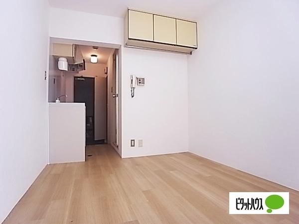 神戸市東灘区深江本町マンション リビング