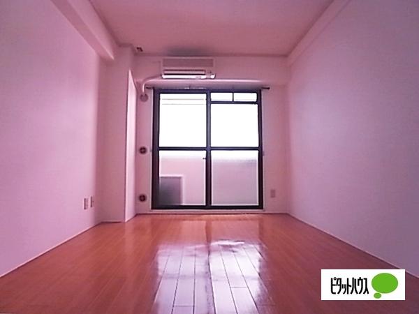 神戸市中央区御幸通マンション リビング