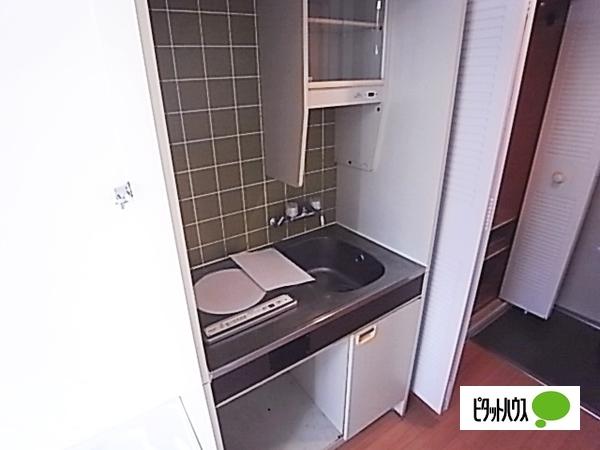 神戸市中央区御幸通マンション キッチン