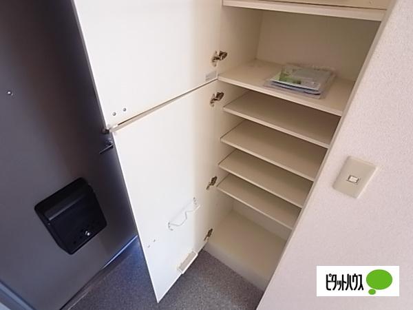神戸市中央区筒井町マンション 収納