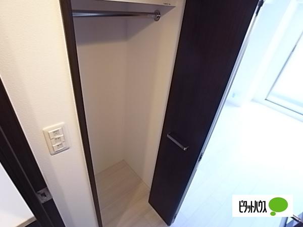 セオリー神戸ラメール（303） 収納