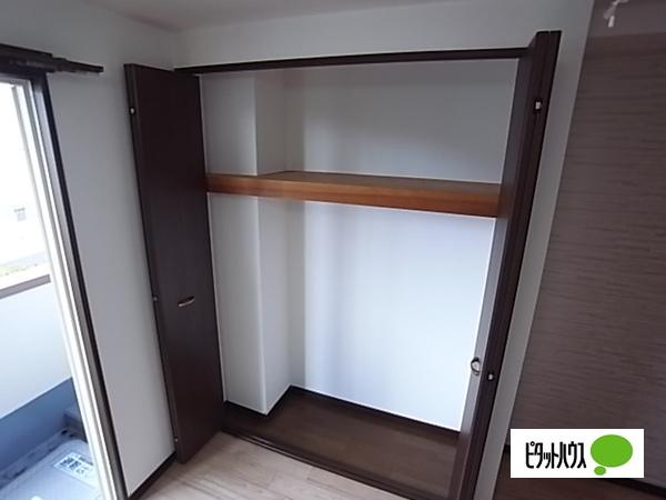神戸市灘区篠原中町アパート 収納