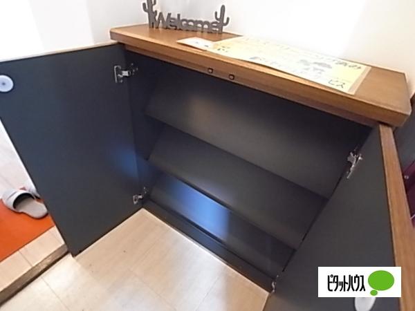 神戸市灘区篠原中町アパート 収納