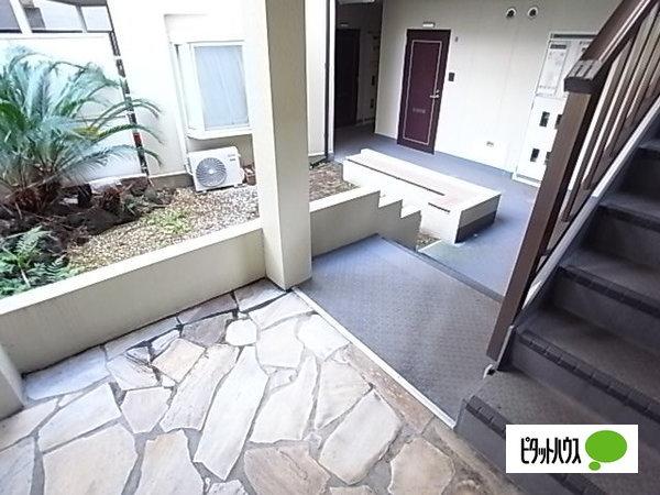 神戸市灘区篠原中町アパート ロビー