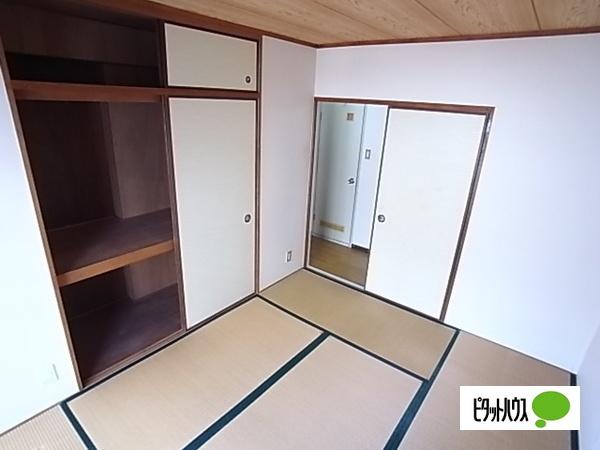 神戸市灘区灘南通マンション 収納