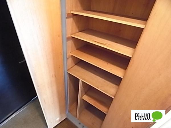 神戸市灘区新在家南町マンション 収納