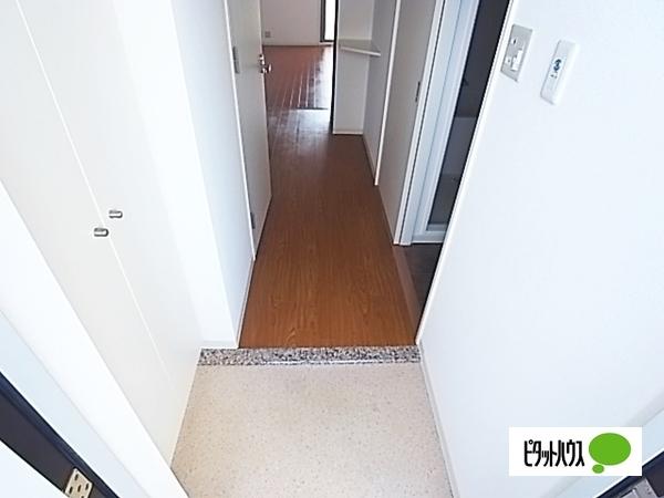 神戸市中央区熊内橋通マンション 玄関