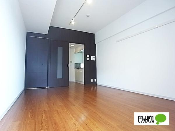 神戸市中央区熊内橋通マンション リビング