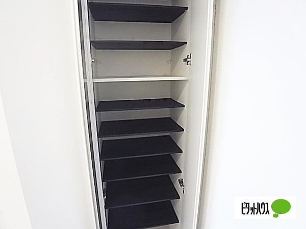 ＧＫレジデンス深江（401） 収納