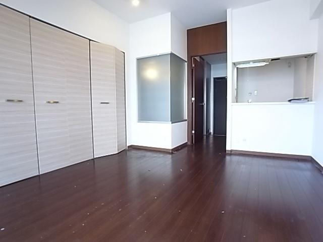 神戸市灘区友田町マンション リビング