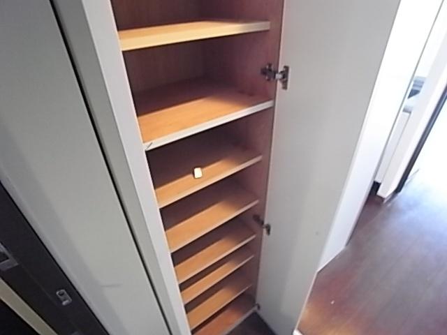 神戸市灘区友田町マンション 収納