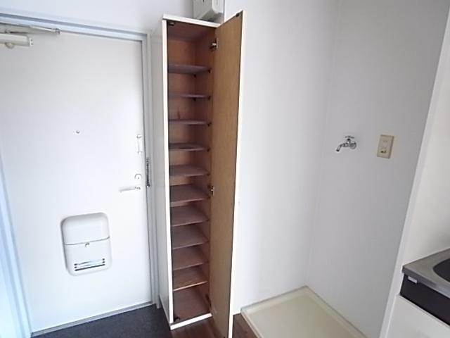 神戸市灘区福住通マンション 収納
