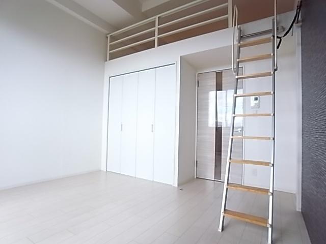 神戸市灘区記田町マンション リビング