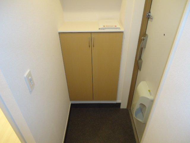 アヴァンティ三宮 玄関